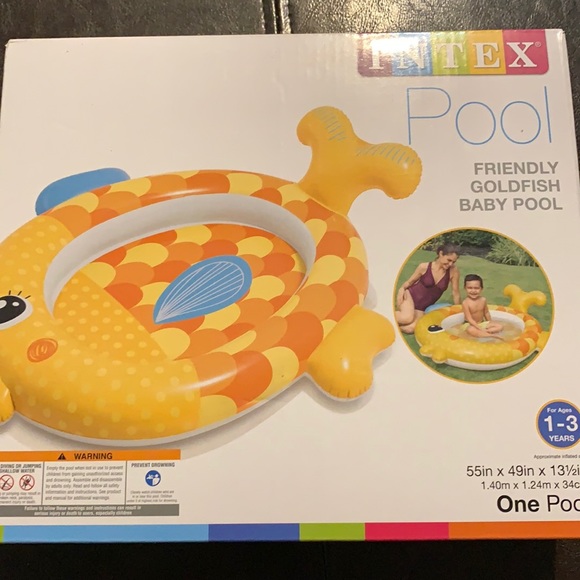 Intex Friendly Goldfish Baby Pool - Picture 1 of 3